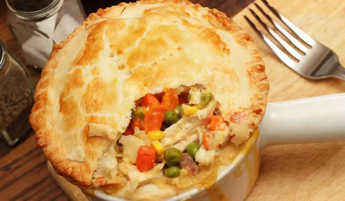 Chicken Pot Pie like pioneer Woman