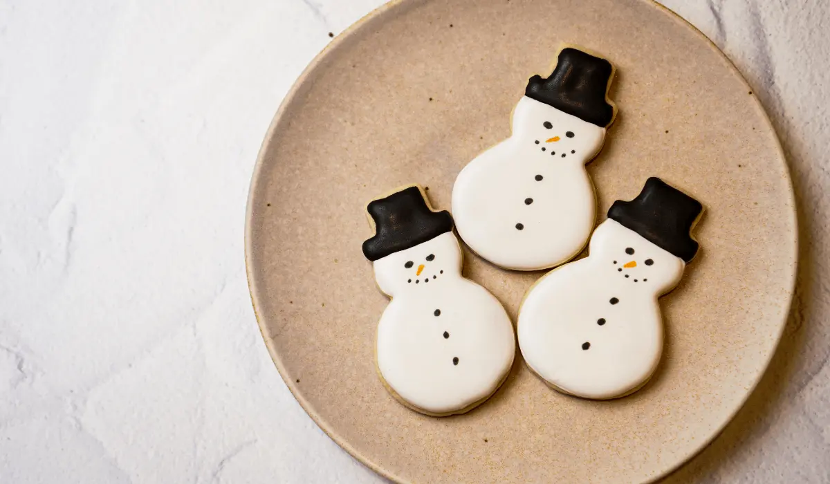 Image contains homemade snowman cookie same as starbucks