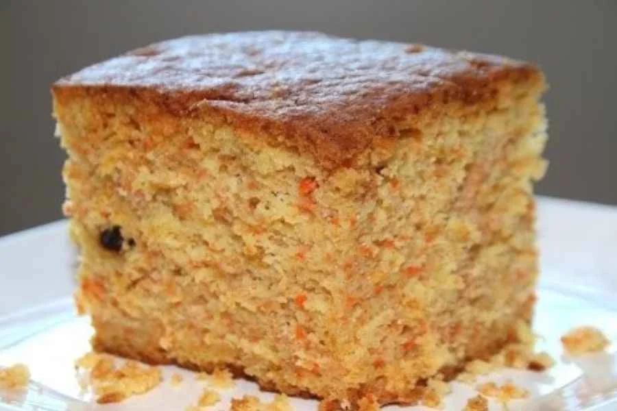 Lloyds Carrot Cake