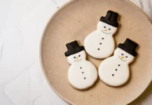 How to make Starbucks Snowman Cookie Image contains homemade snowman cookie same as starbucks